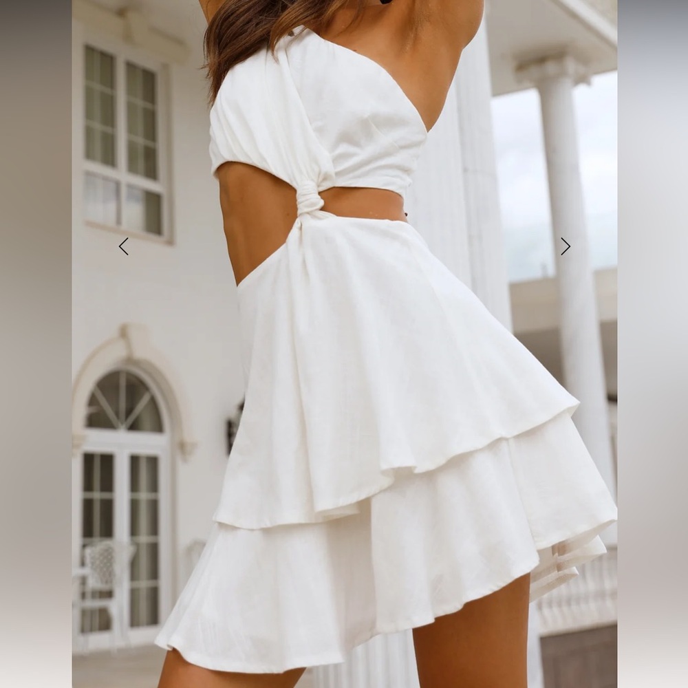 Elegant White One-Shoulder Dress